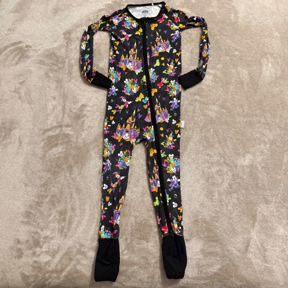 Bamboo Bliss Halloween Disney Characters Bamboo Zip Sleeper 4T Black Multi